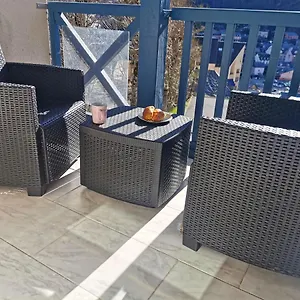 D'une Avec Balcon A Appartement